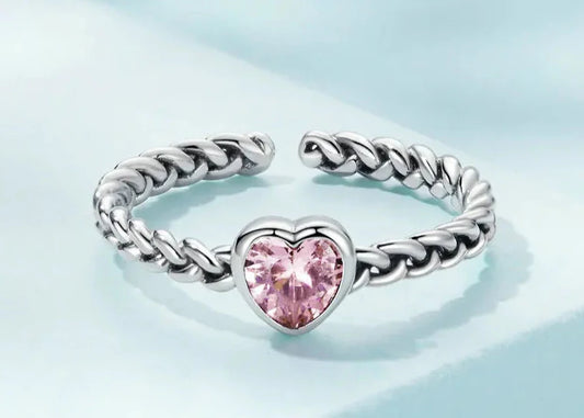 The Most Popular Jewelry Trends of 2025