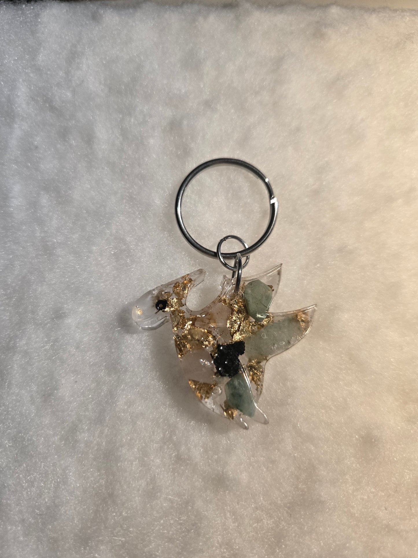 Pteranodon (3,5x4cm) Schlüsselanhänger aus Epoxidharz – mit Halbedelsteinen